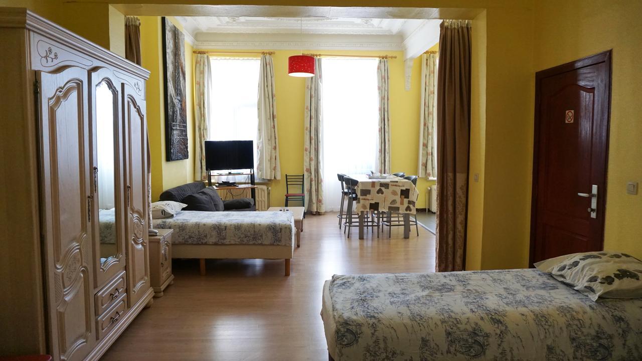 Apartments Marco Polo Midi Брюссель Экстерьер фото